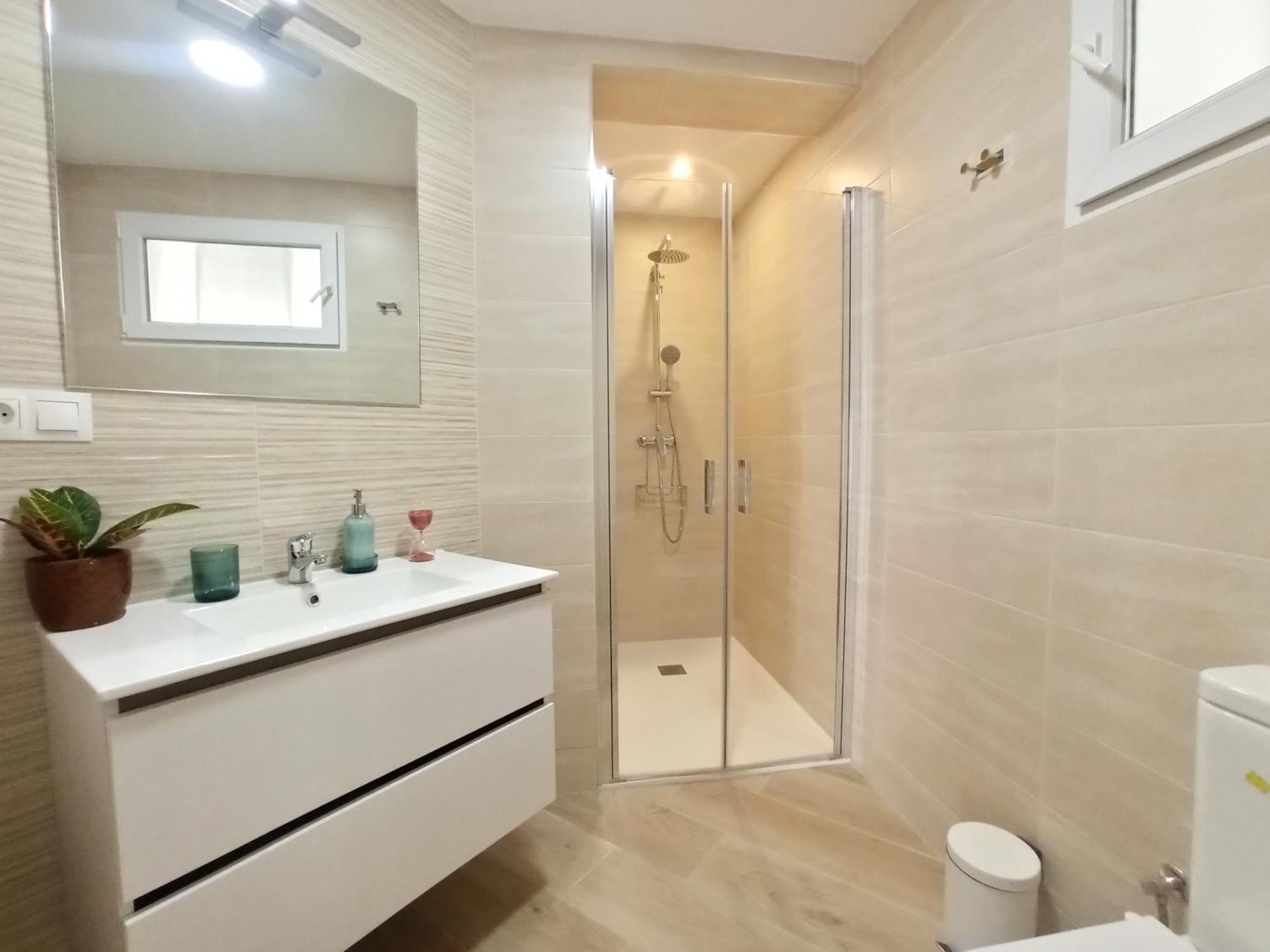 A Estrenar Preciosa Suite-Centrico-Con Jardin Y Porche Torremolinos Eksteriør billede